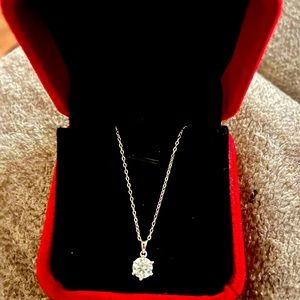 1 CARAT DIAMOND NECKLACE CERTIFED